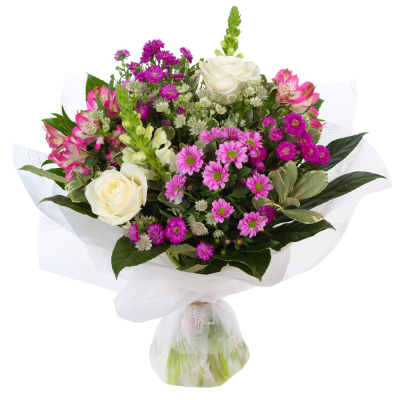 Hello Hand Tied | Buttercups & Daisies Florist Birmingham - Hello flower arrangement, handcrafted by our Birmingham florist.