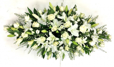 White coffin spray | Buttercups & Daisies Florist Birmingham - White coffin spray, handcrafted funeral flowers in Birmingham.