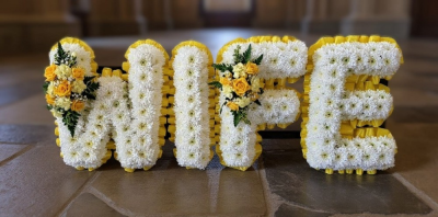 Wife funeral tribute | Buttercups & Daisies Florist Birmingham - Wife funeral tribute, handcrafted funeral flowers in Birmingham.